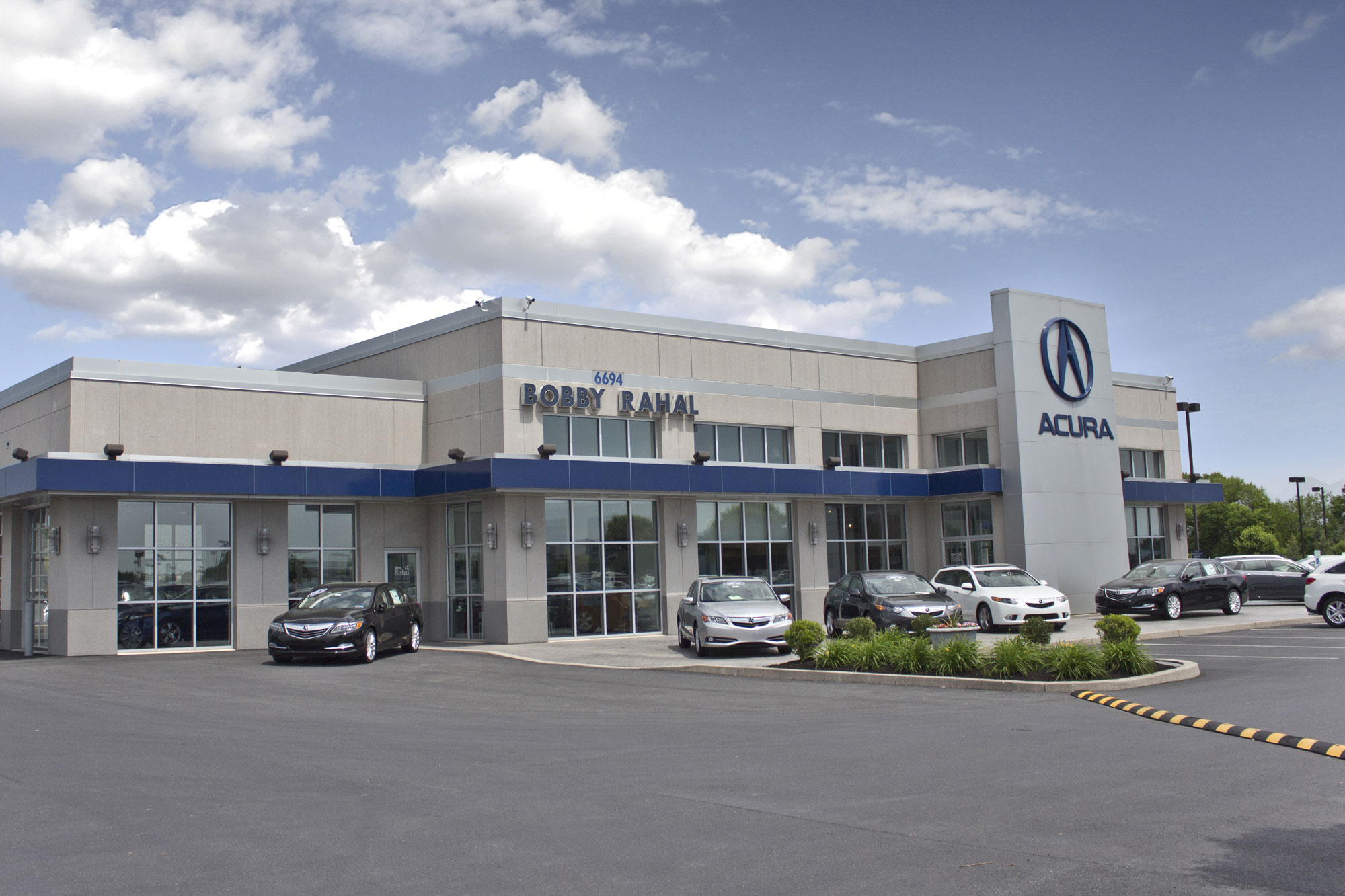 Bobby Rahal Acura New and Used Car Dealer and Service Department