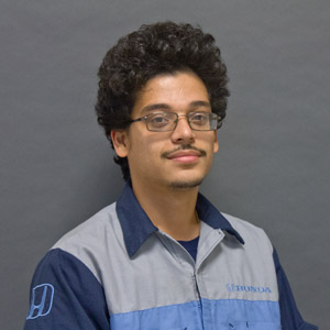 Leonel Quezda Service Technician